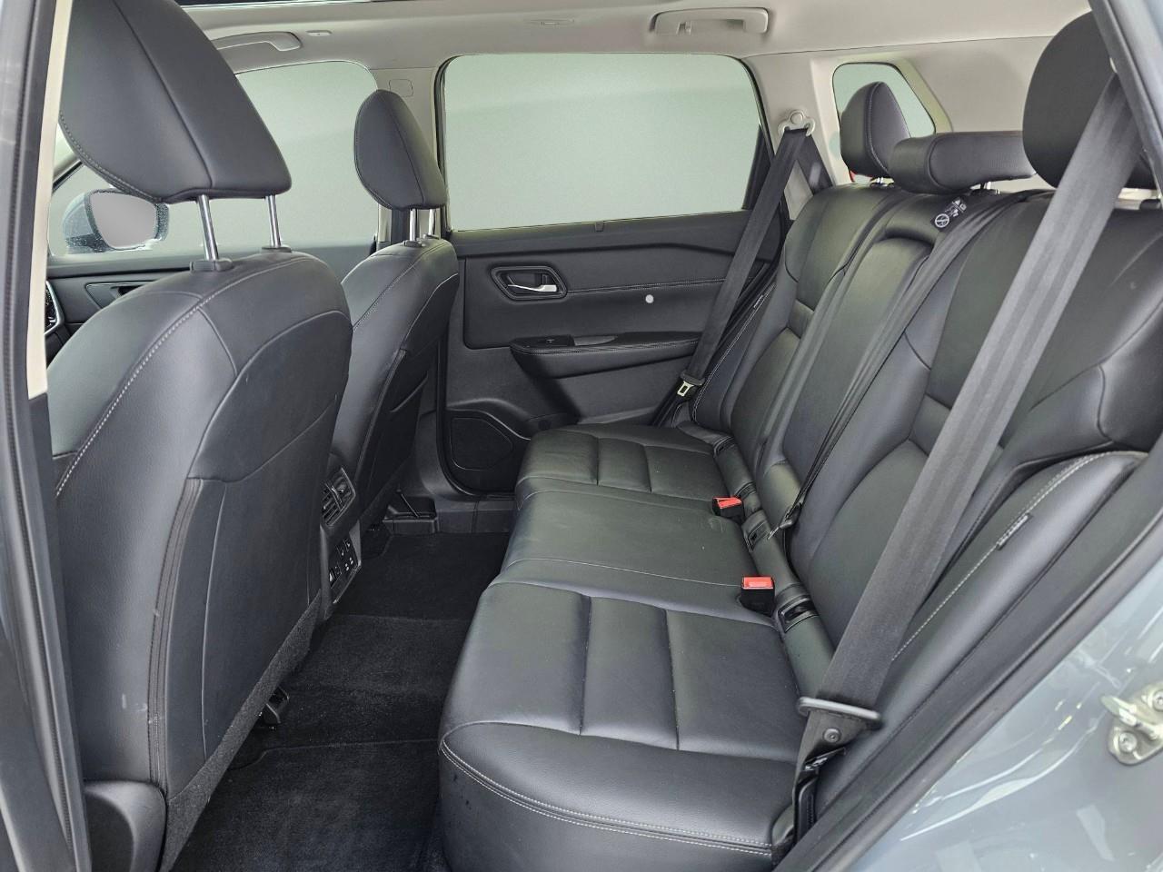 2024 Nissan Rogue SL 4dr All-Wheel Drive Sport Utility Photo