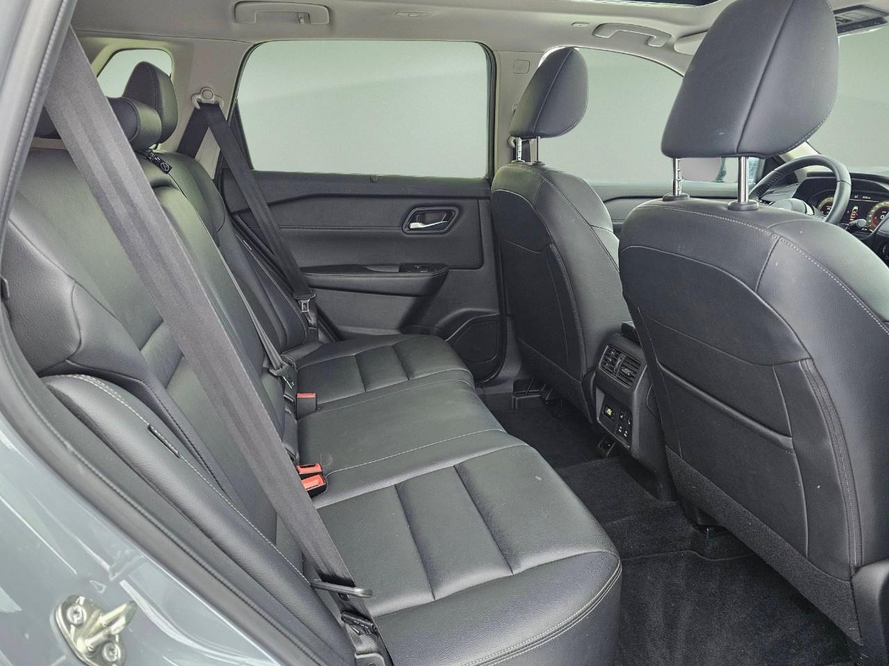 2024 Nissan Rogue SL 4dr All-Wheel Drive Sport Utility Photo