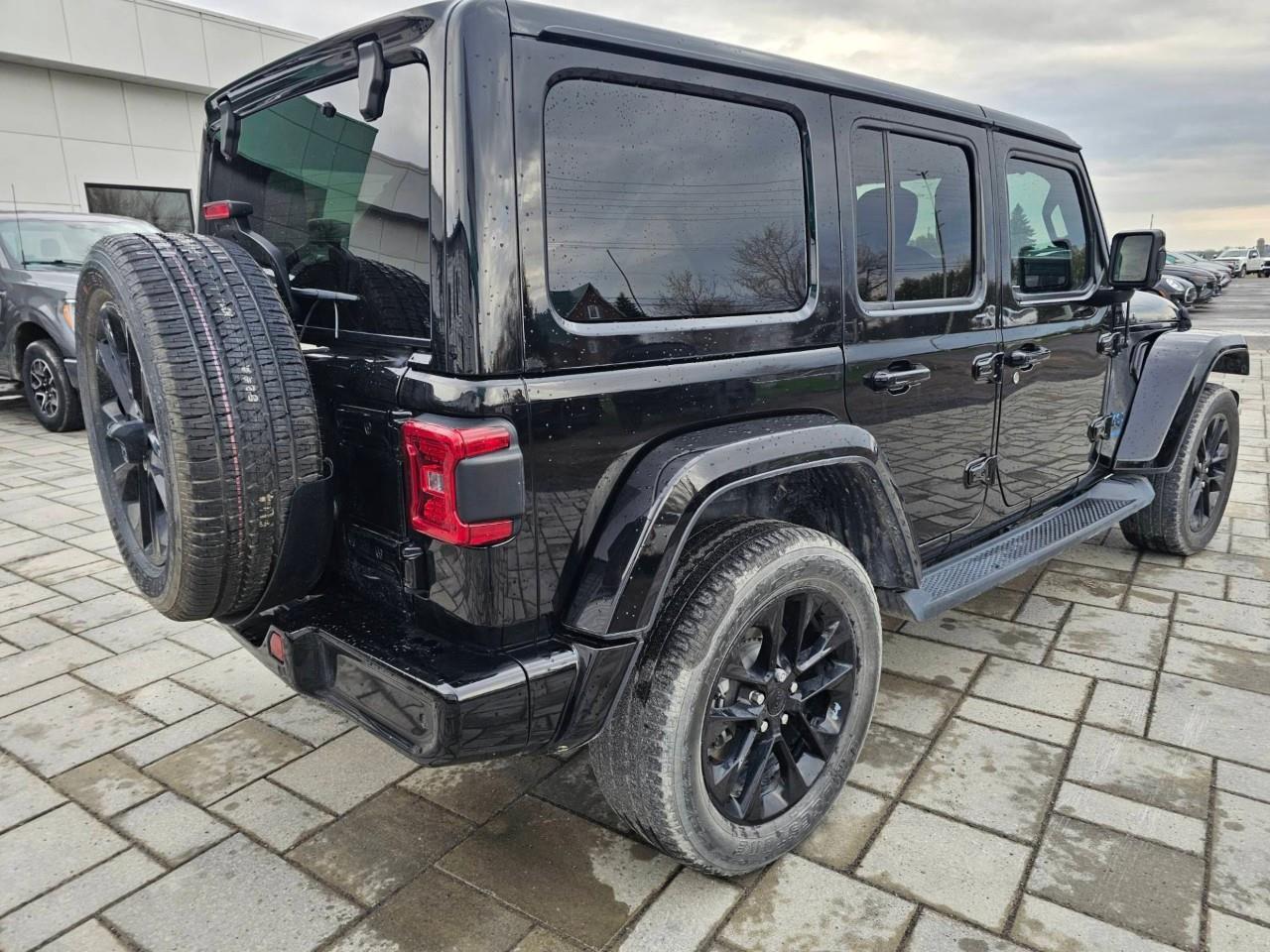 2021 Jeep Wrangler Unlimited 4xe Sahara 4dr 4x4 Photo4