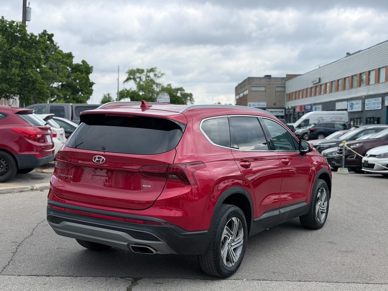 2021 Hyundai Santa Fe SEL Photo4