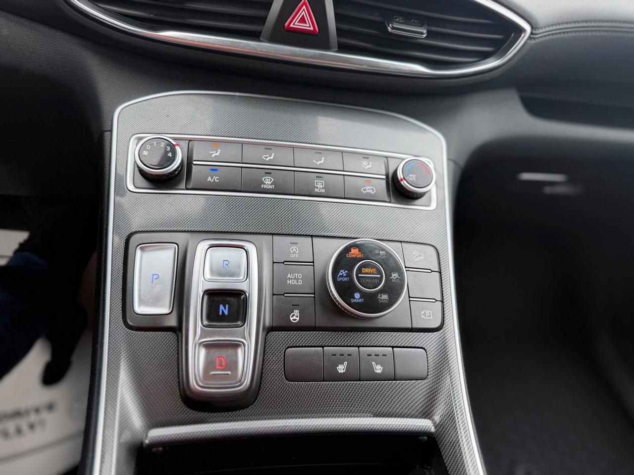 2021 Hyundai Santa Fe SEL Photo