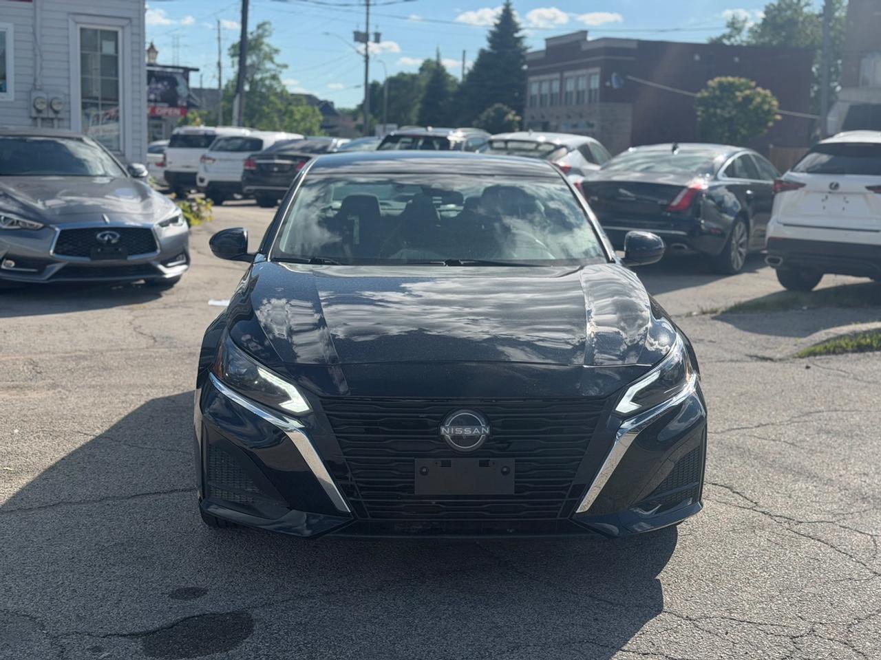 2023 Nissan Altima S Photo3