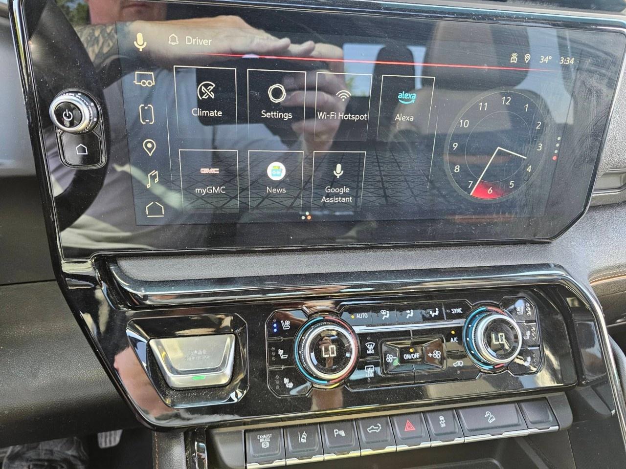 2025 GMC SIERRA 2500HD  Photo