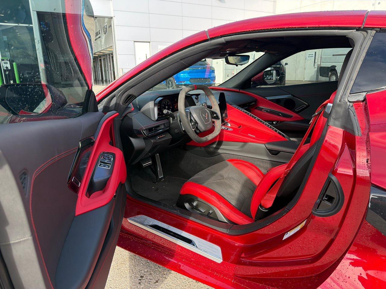 2024 Chevrolet Corvette Stingray Coupe 2LT Stingray R PKG & Engine Appeara Photo