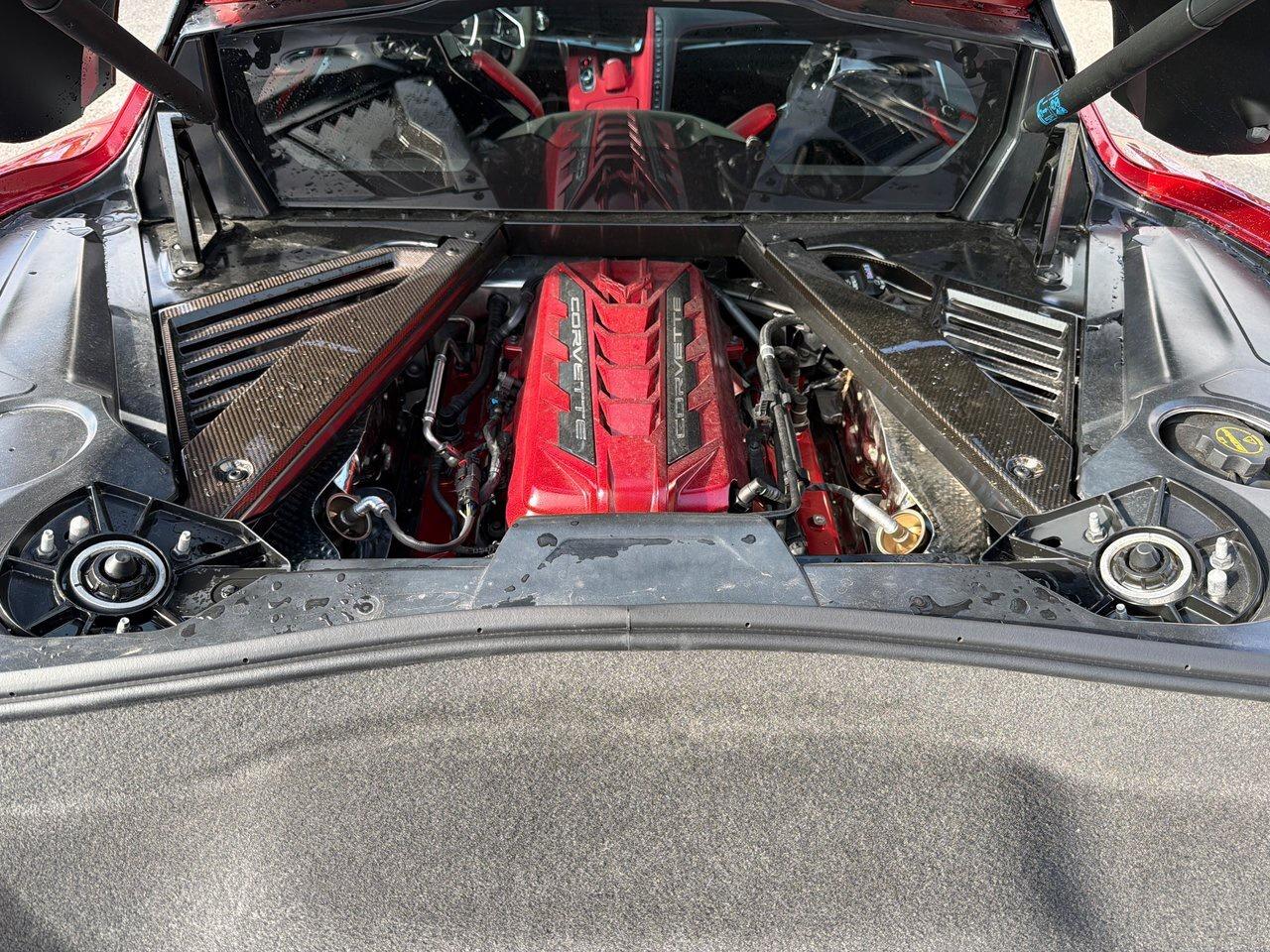 2024 Chevrolet Corvette Stingray Coupe 2LT Stingray R PKG & Engine Appeara Photo