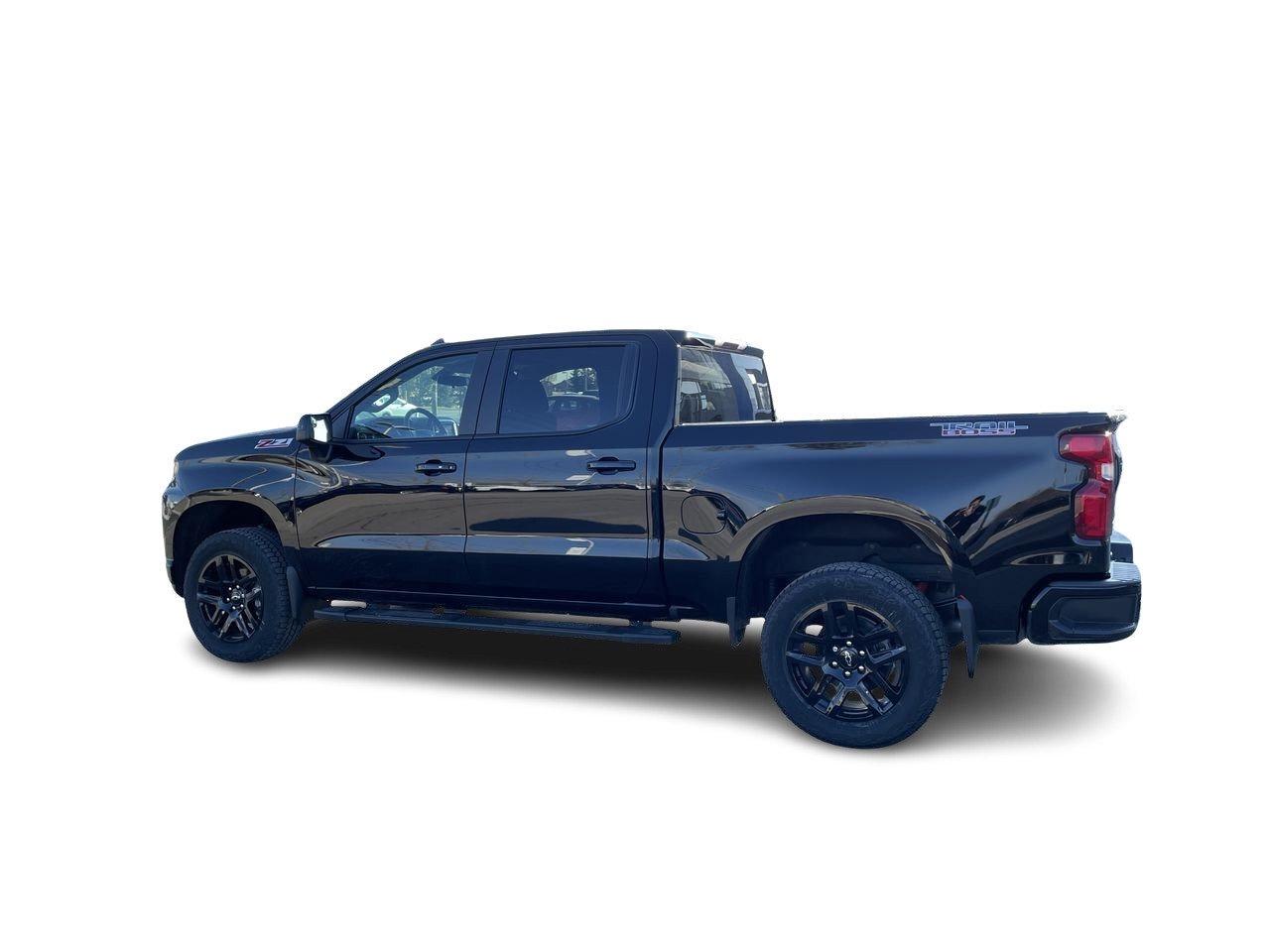 2022 Chevrolet Silverado 1500 Ltd Crew Cab 4x4 LT Trail Boss / Short Box Low Kil Photo
