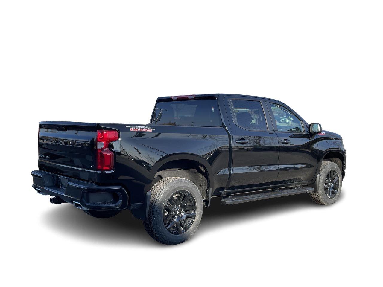 2022 Chevrolet Silverado 1500 Ltd Crew Cab 4x4 LT Trail Boss / Short Box Low Kil Photo