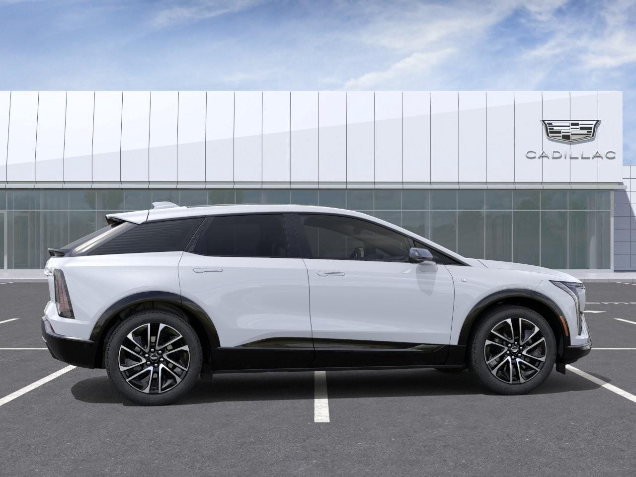 2026 Cadillac OPTIQ Sport 4dr Photo