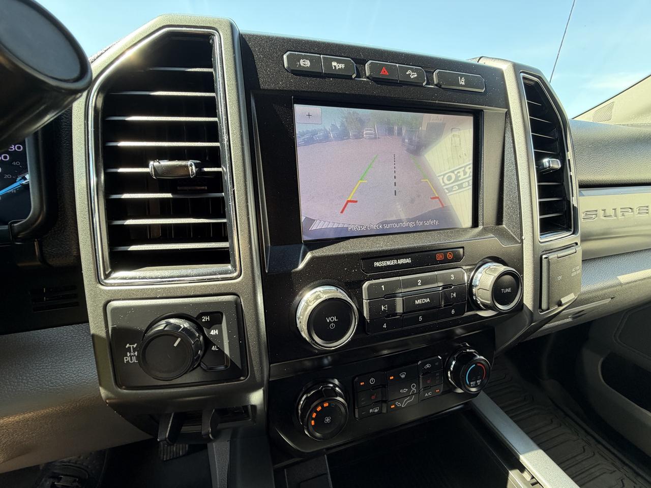 2020 Ford F-250 XLT LEVEL/WHEEL/TIRE PKG!! Photo