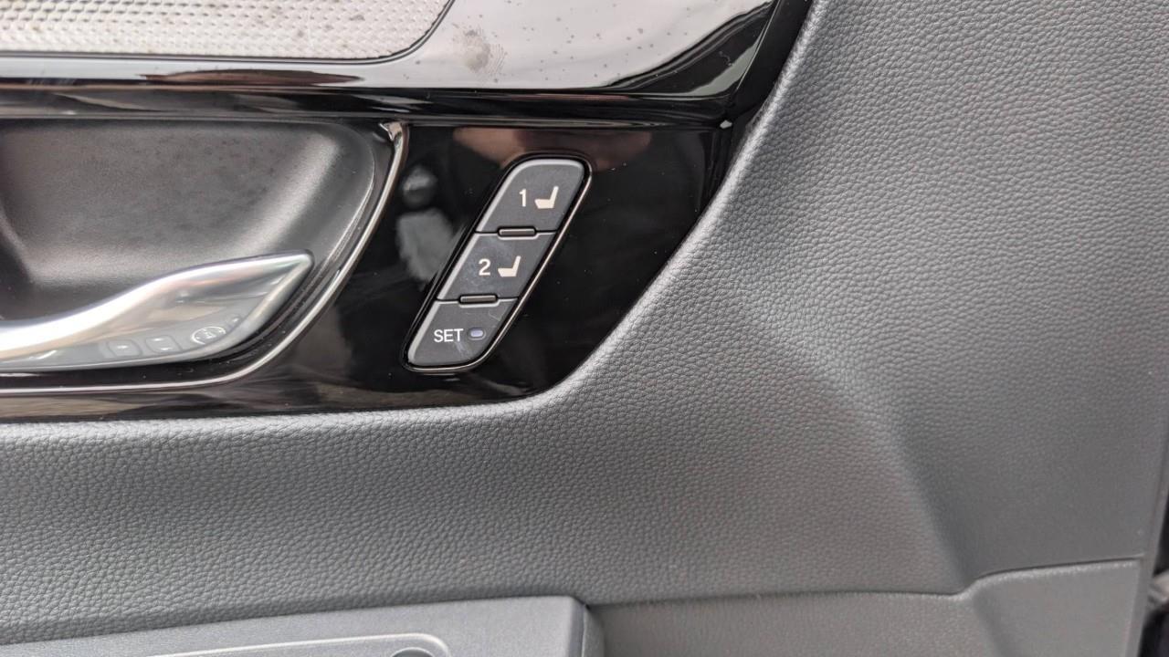 2024 Honda CR-V Hybrid Touring 4dr All-Wheel Drive Photo