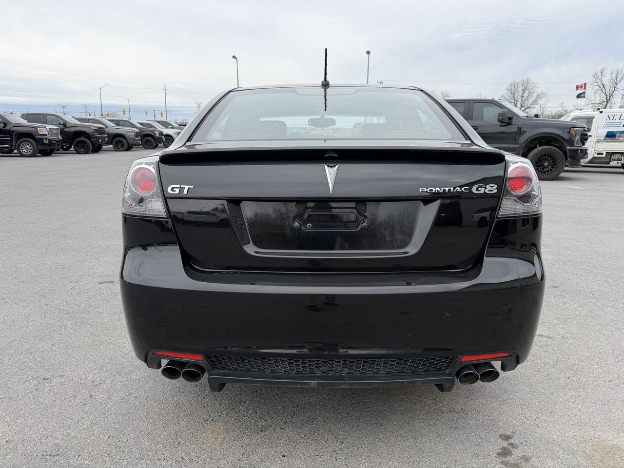 2009 Pontiac G8 4dr Sdn GT Photo