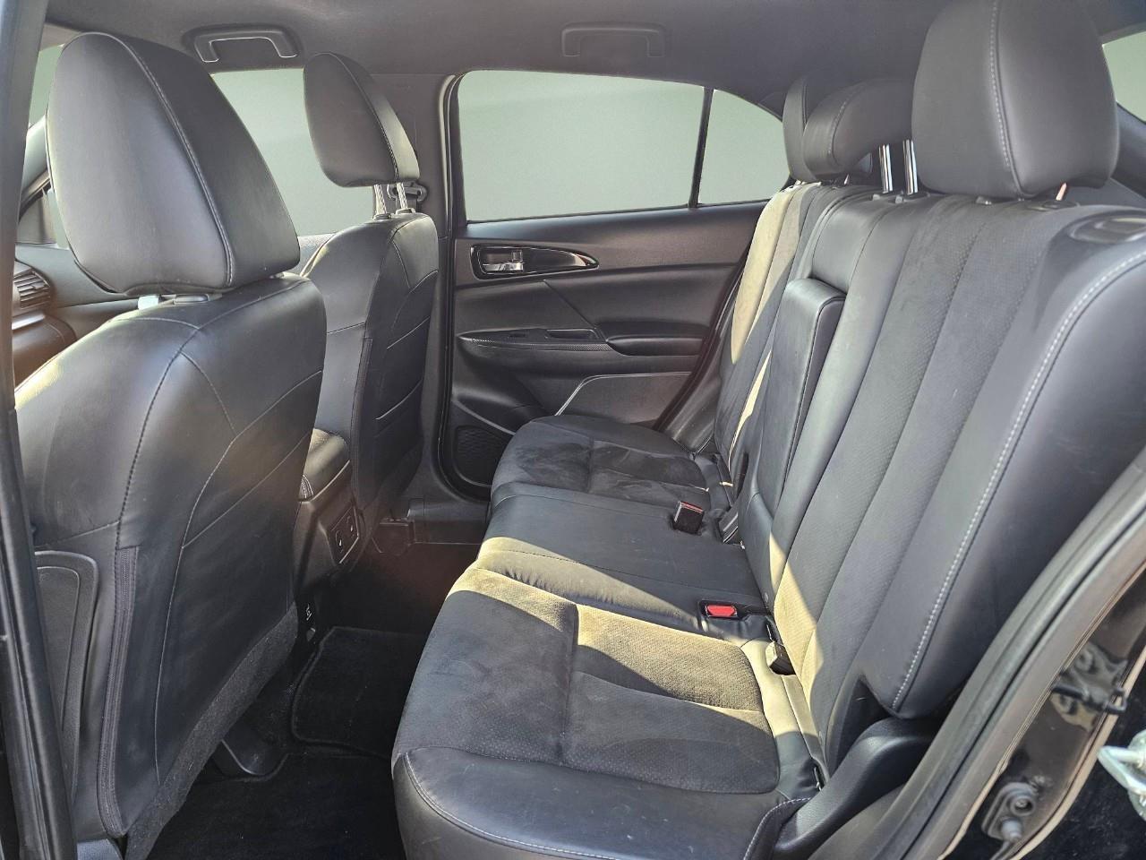 2022 Mitsubishi Eclipse Cross  Photo