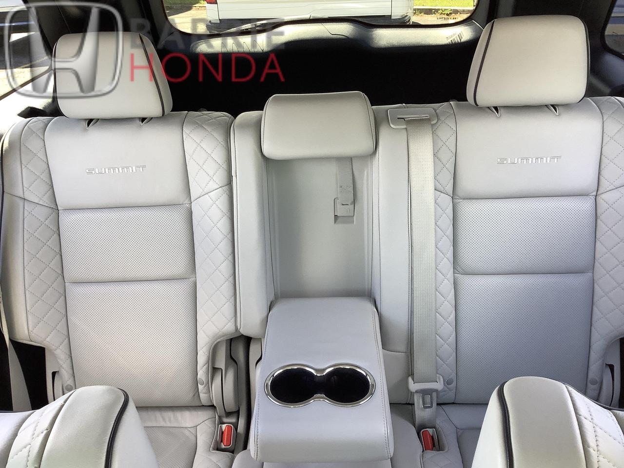 2020 Jeep Grand Cherokee Summit 4dr 4x4 Photo