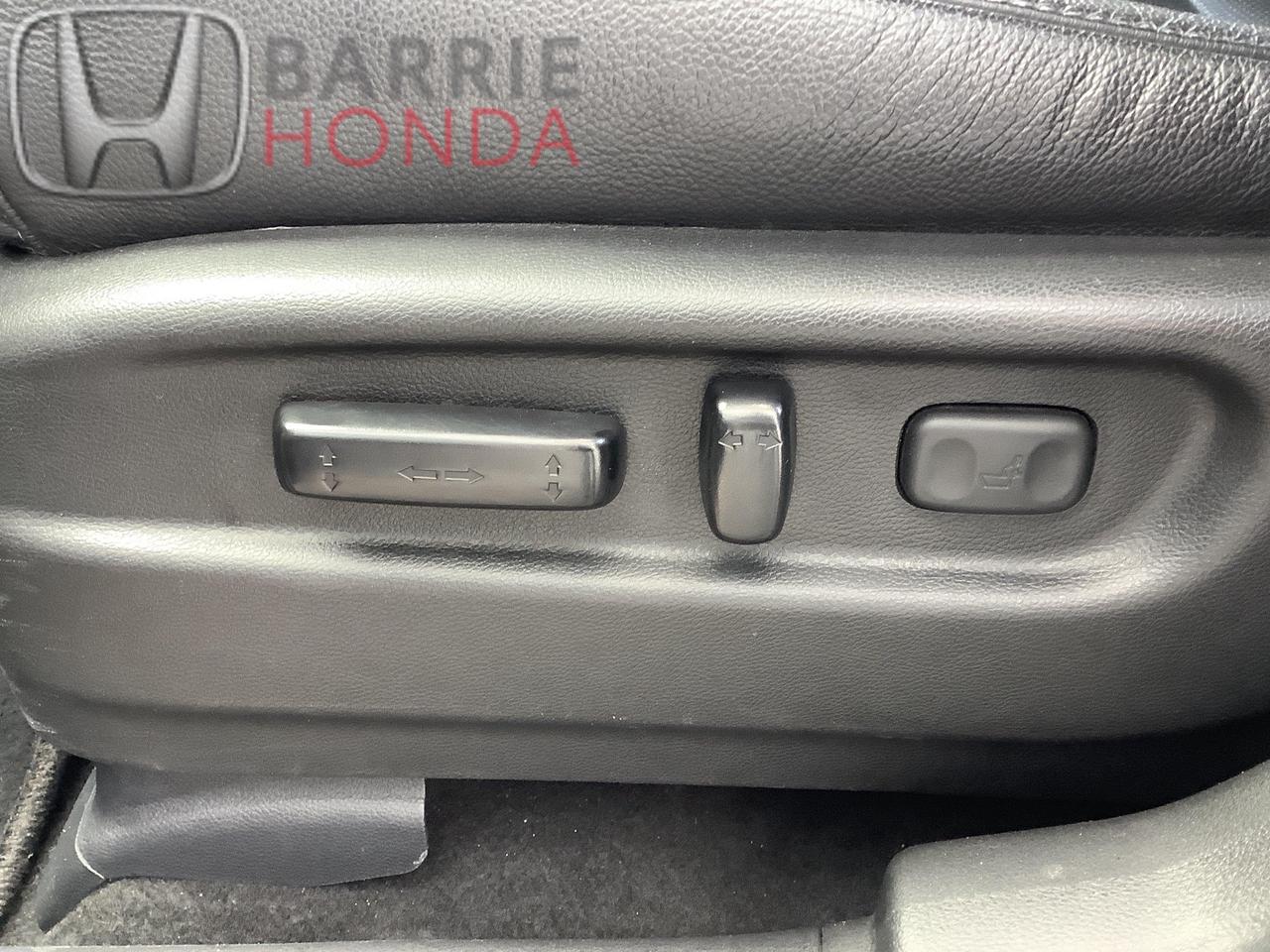 2022 Honda Pilot Touring 8P 4dr All-Wheel Drive Photo