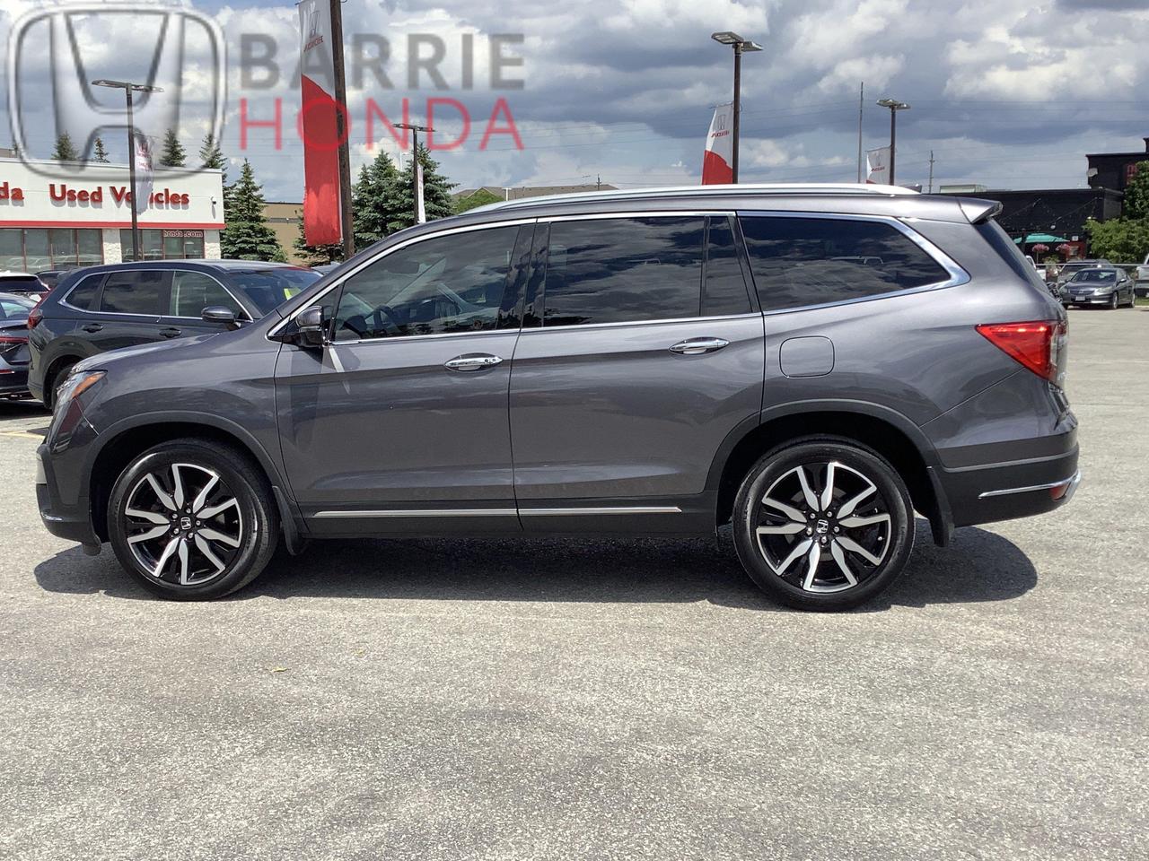 2022 Honda Pilot Touring 8P 4dr All-Wheel Drive Photo