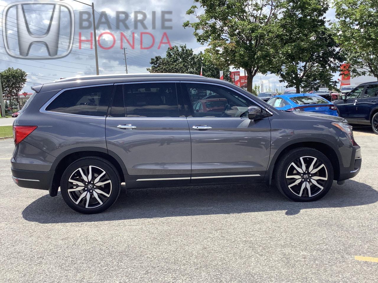 2022 Honda Pilot Touring 8P 4dr All-Wheel Drive Photo