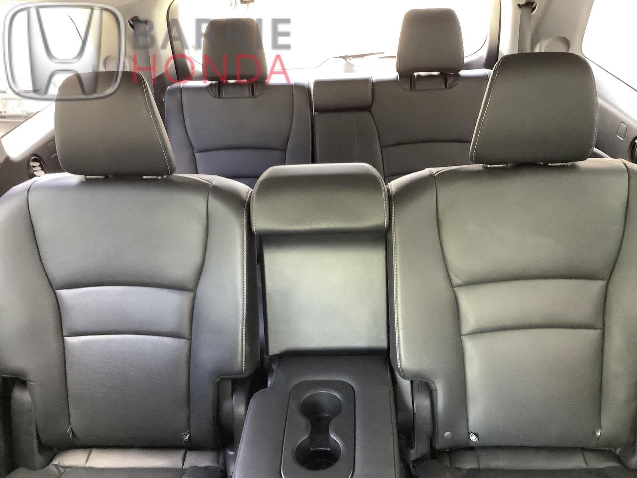 2022 Honda Pilot Touring 8P 4dr All-Wheel Drive Photo