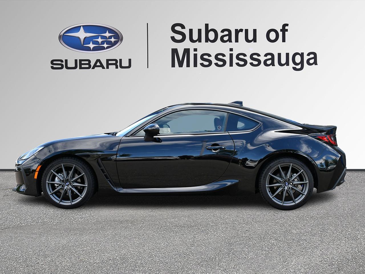 2025 Subaru BRZ SPORT TECH AUTO   1OWNER   CLEAN CARFAX   LOW KM Photo3
