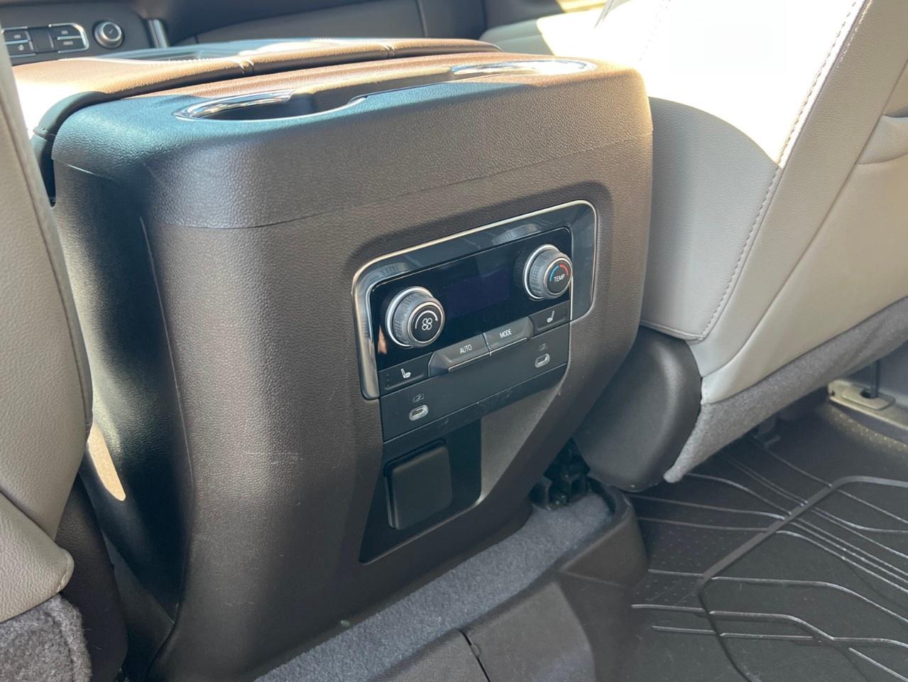 2022 Chevrolet Tahoe 4WD 4dr Z71 Photo