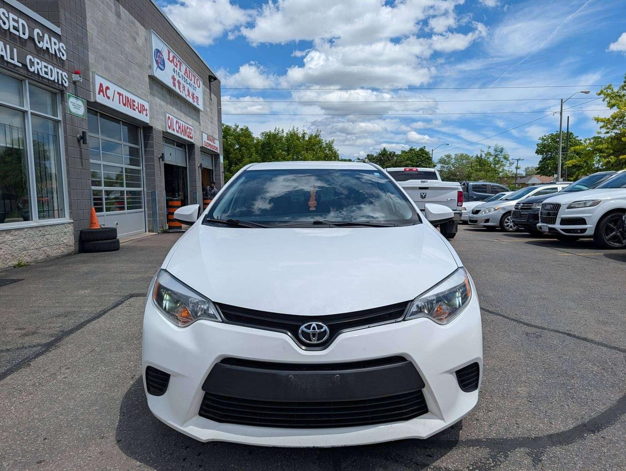 2014 Toyota Corolla LE Photo