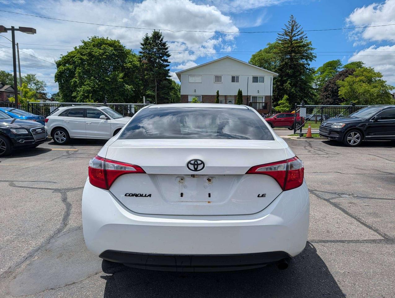 2014 Toyota Corolla LE Photo