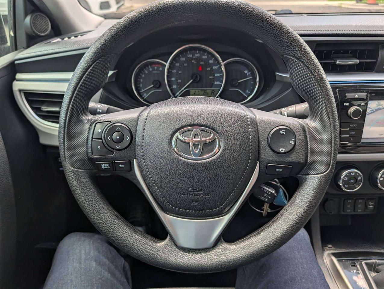 2014 Toyota Corolla LE Photo