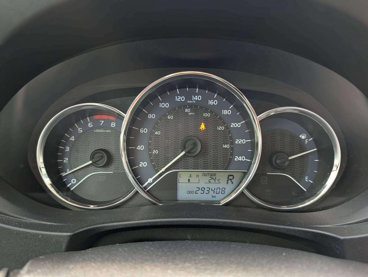 2014 Toyota Corolla LE Photo