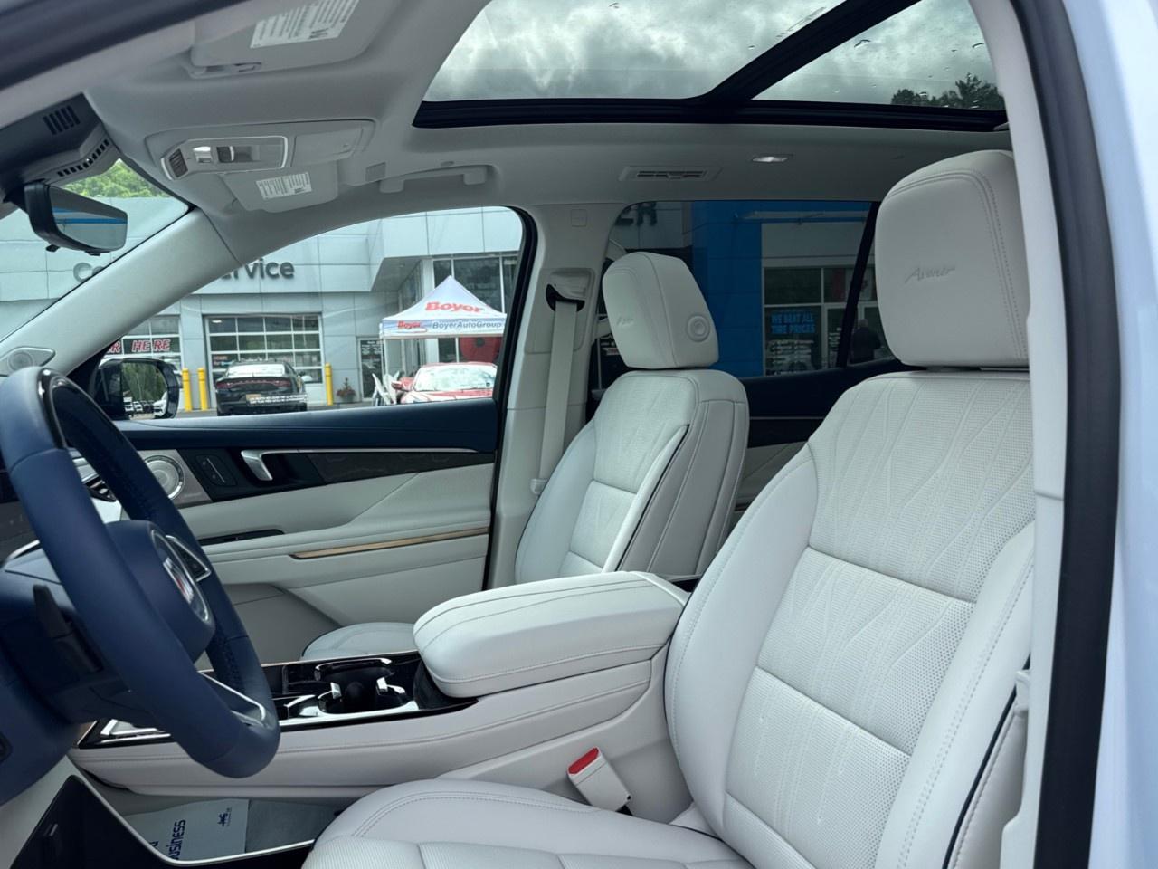2026 Buick Enclave AWD 4dr Avenir Photo