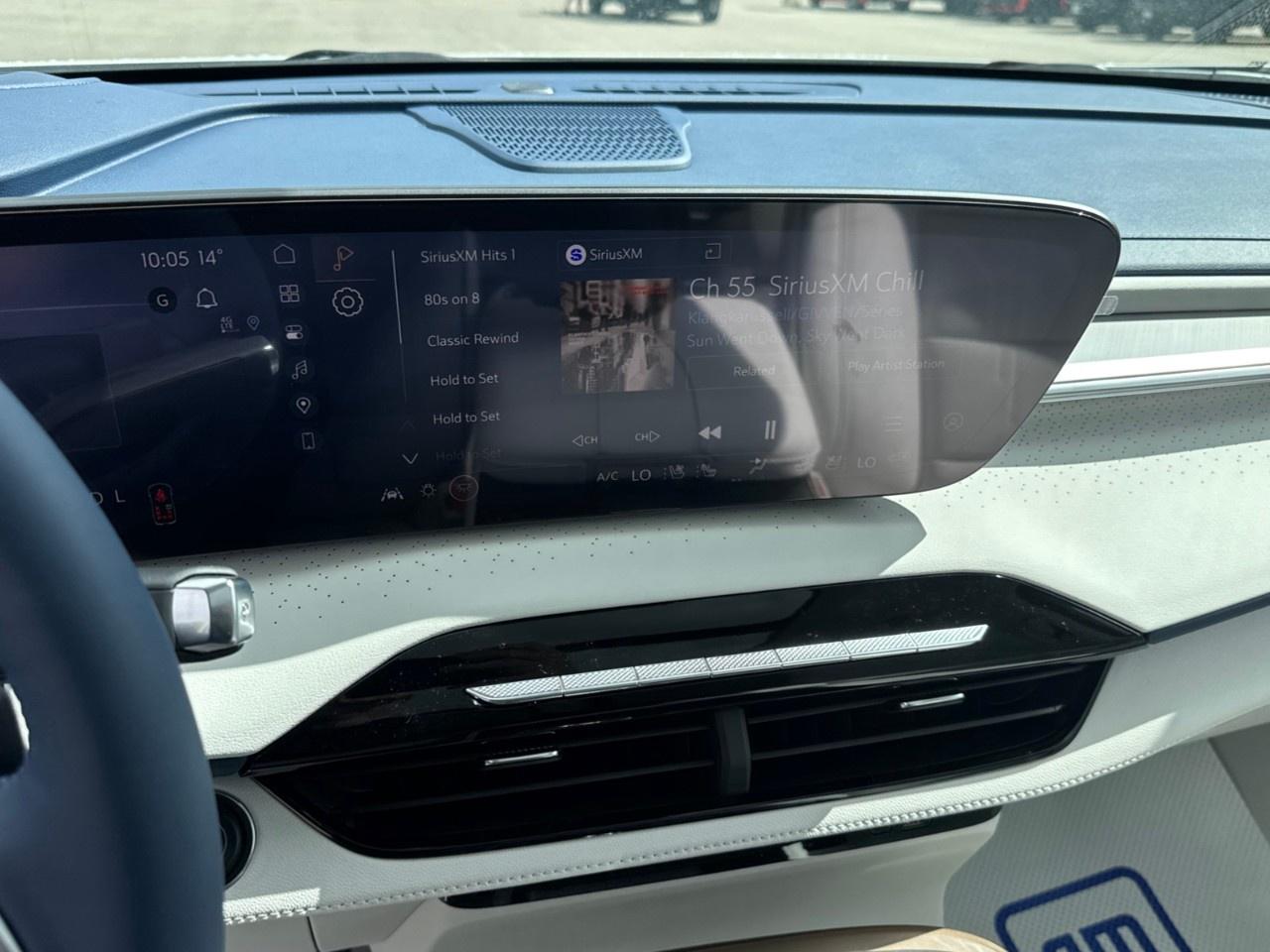 2026 Buick Enclave AWD 4dr Avenir Photo