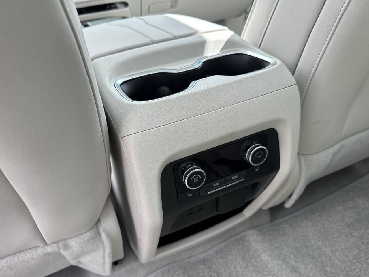 2026 Buick Enclave AWD 4dr Avenir Photo