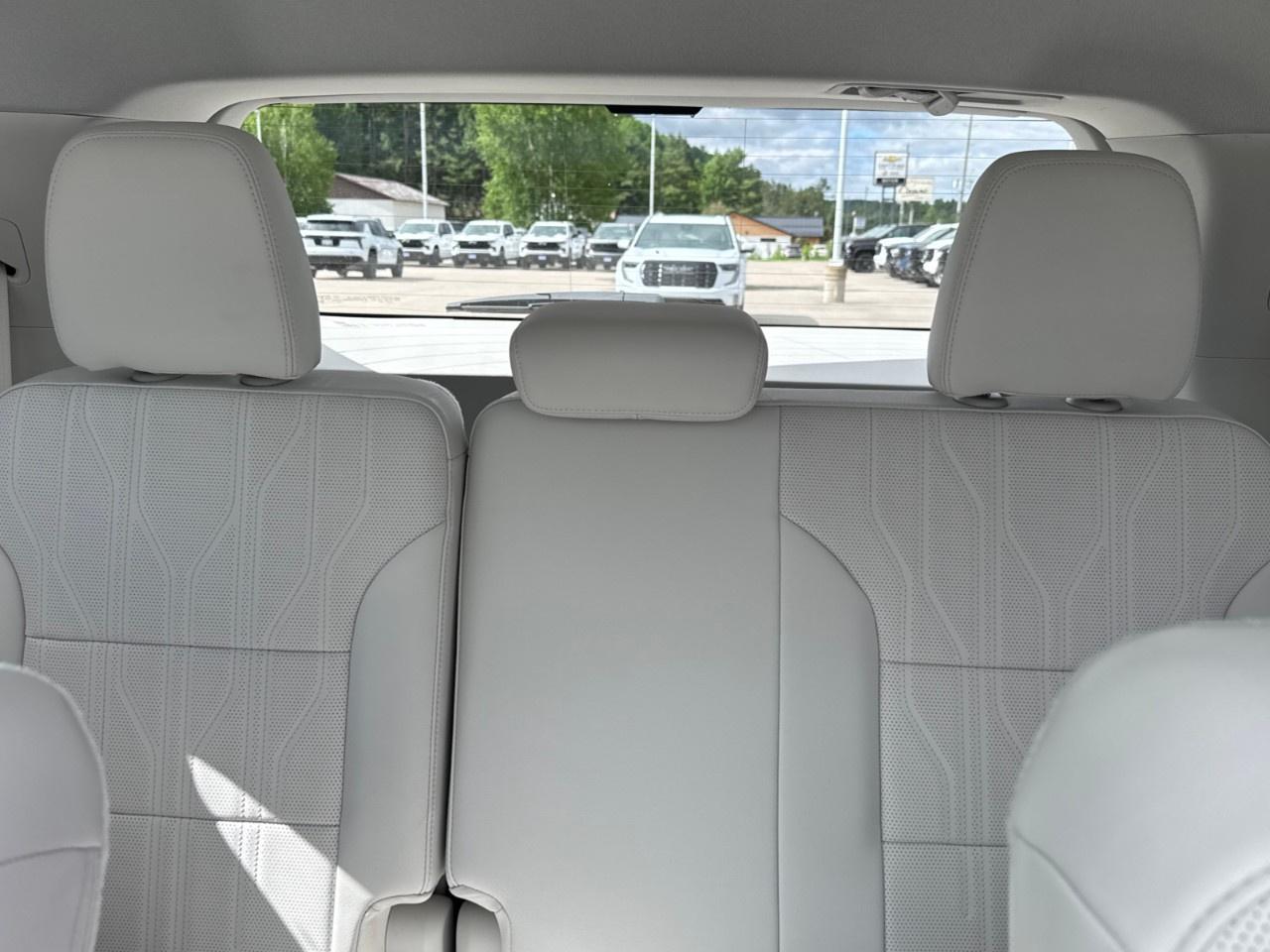 2026 Buick Enclave AWD 4dr Avenir Photo