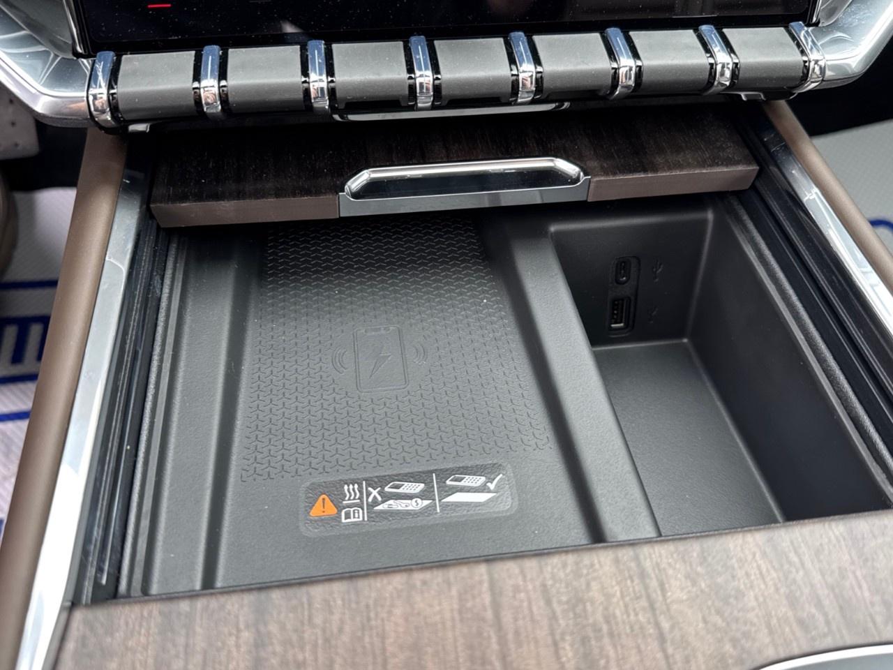 2026 GMC Acadia AWD Denali Ultimate Photo