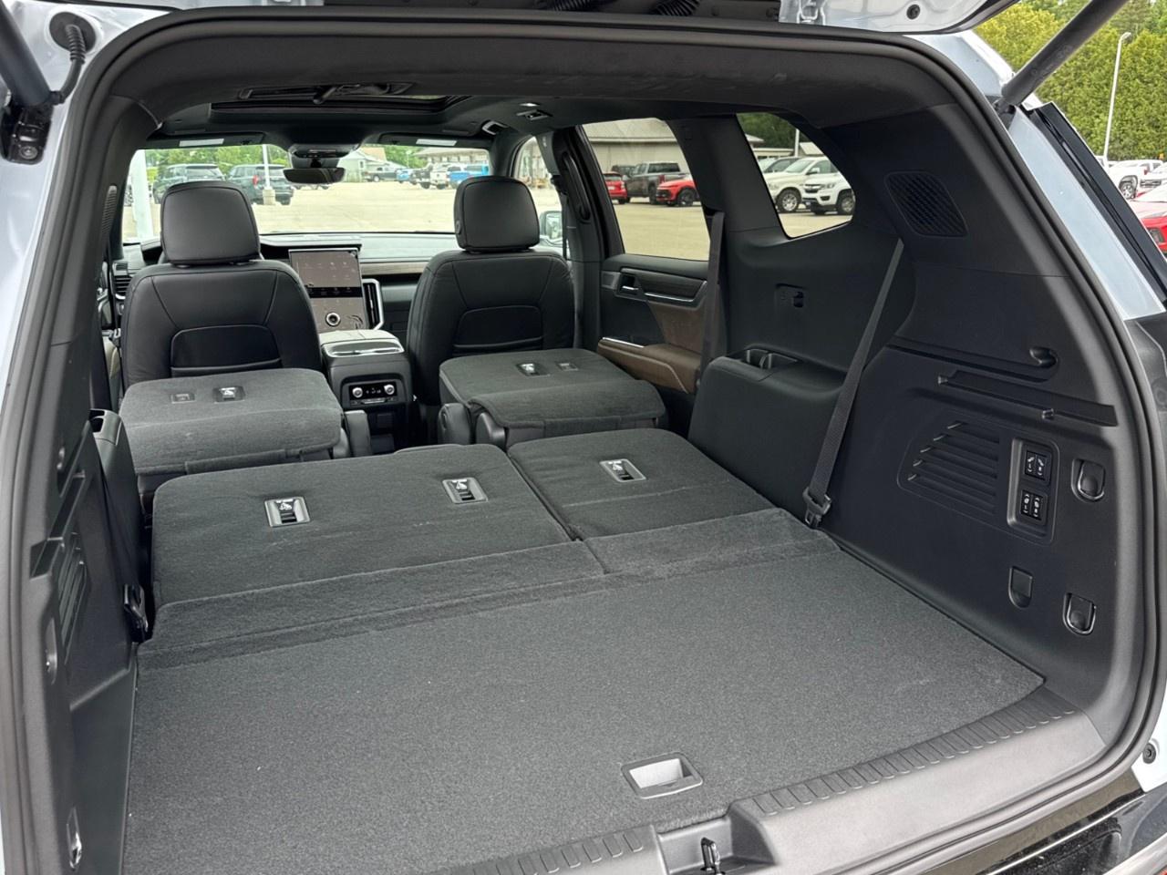 2026 GMC Acadia AWD Denali Ultimate Photo