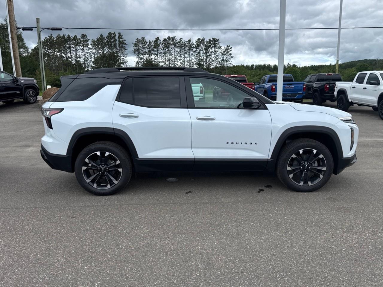 2026 Chevrolet Equinox AWD RS Photo