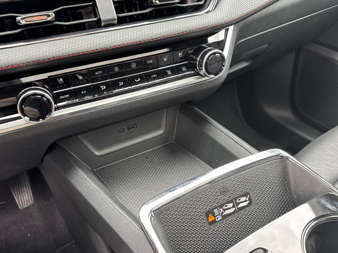 2026 Chevrolet Equinox AWD RS Photo