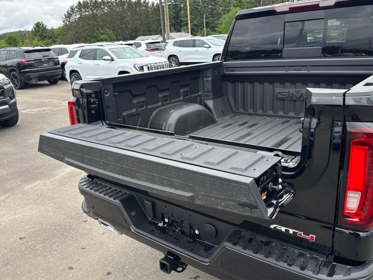 2026 GMC Sierra 1500 Crew Cab Short Box 4-Wheel Drive AT4 Photo