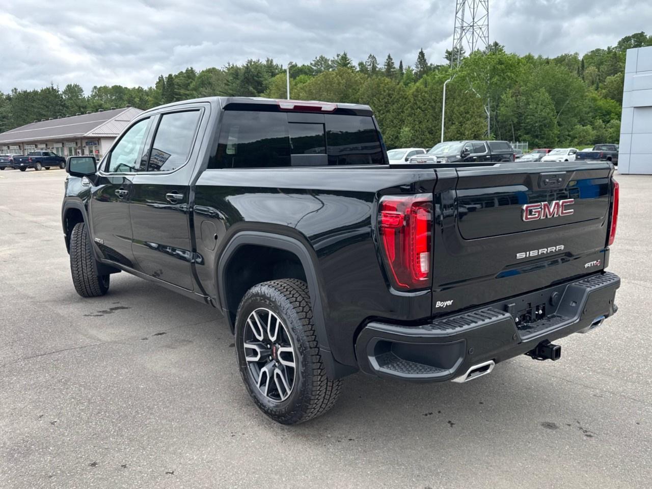 2026 GMC Sierra 1500 Crew Cab Short Box 4-Wheel Drive AT4 Photo