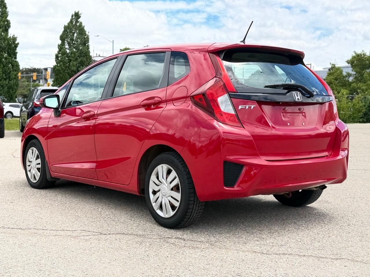 2015 Honda Fit LX CVT) 4dr Hatchback Photo