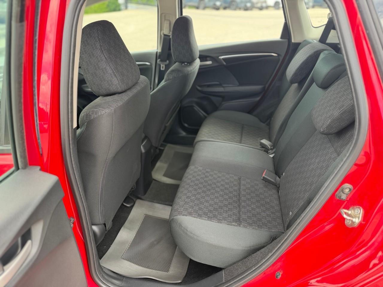 2015 Honda Fit LX CVT) 4dr Hatchback Photo