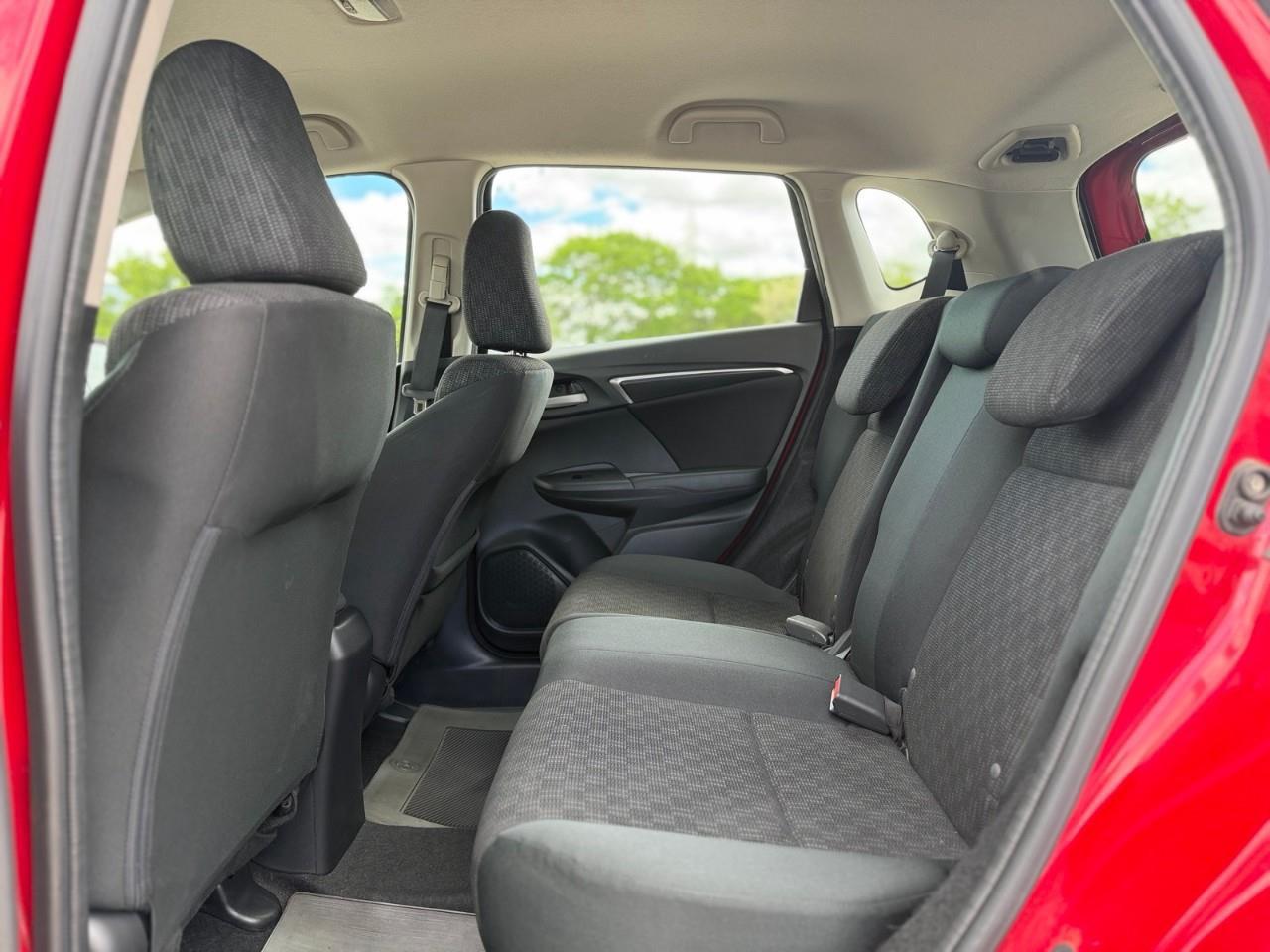 2015 Honda Fit LX CVT) 4dr Hatchback Photo