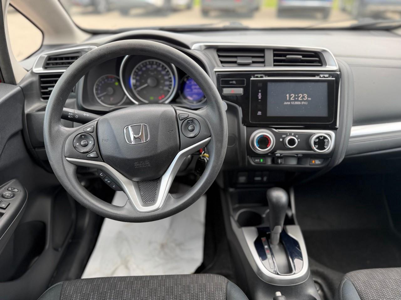 2015 Honda Fit LX CVT) 4dr Hatchback Photo