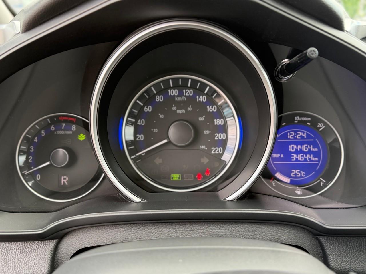 2015 Honda Fit LX CVT) 4dr Hatchback Photo