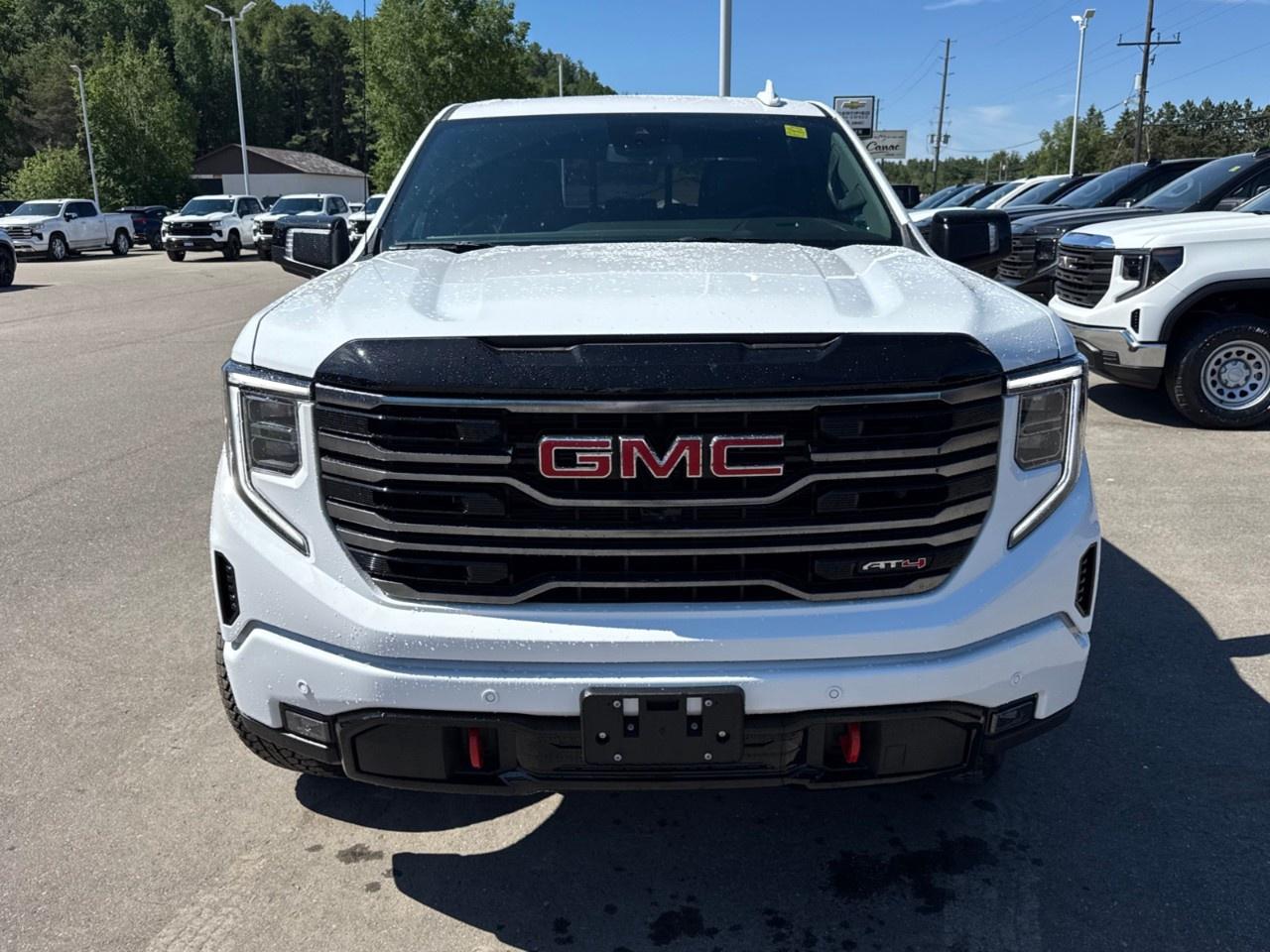 2026 GMC Sierra 1500 Crew Cab Short Box 4-Wheel Drive AT4 Photo