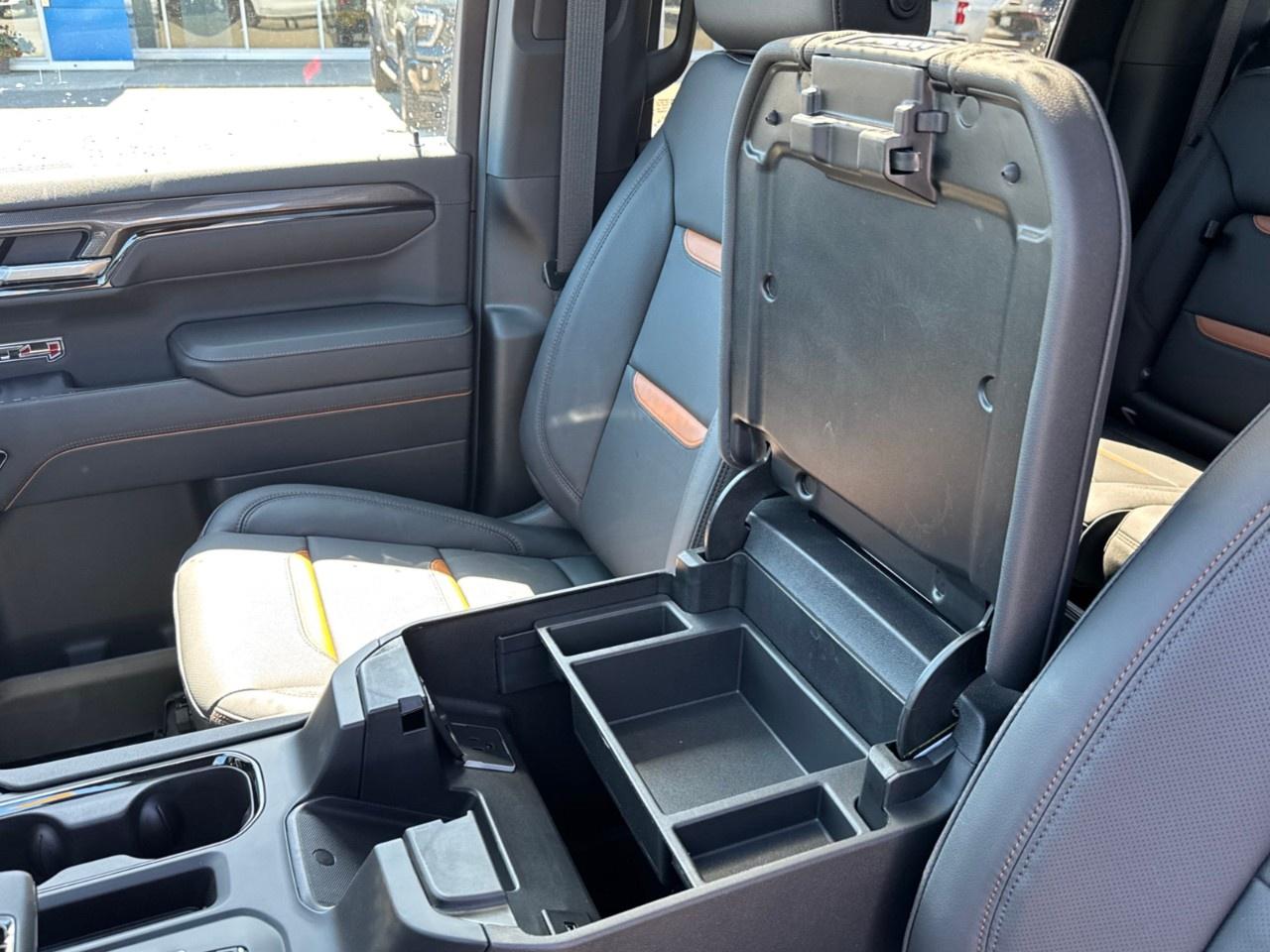 2026 GMC Sierra 1500 Crew Cab Short Box 4-Wheel Drive AT4 Photo