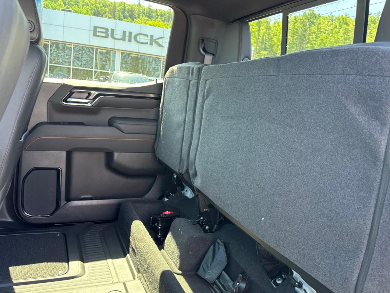 2026 GMC Sierra 1500 Crew Cab Short Box 4-Wheel Drive AT4 Photo