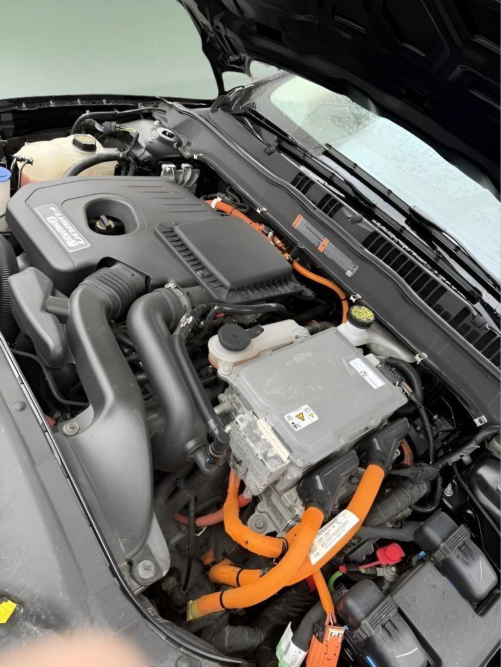 2020 Ford Fusion Energi Titanium 4dr Front-Wheel Drive Sedan Photo