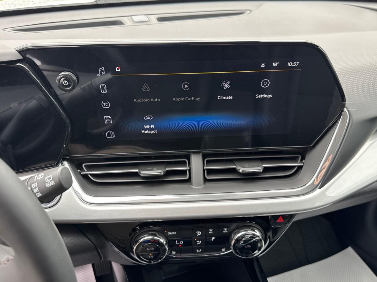 2026 Chevrolet Trax Fwd 4dr Lt Photo