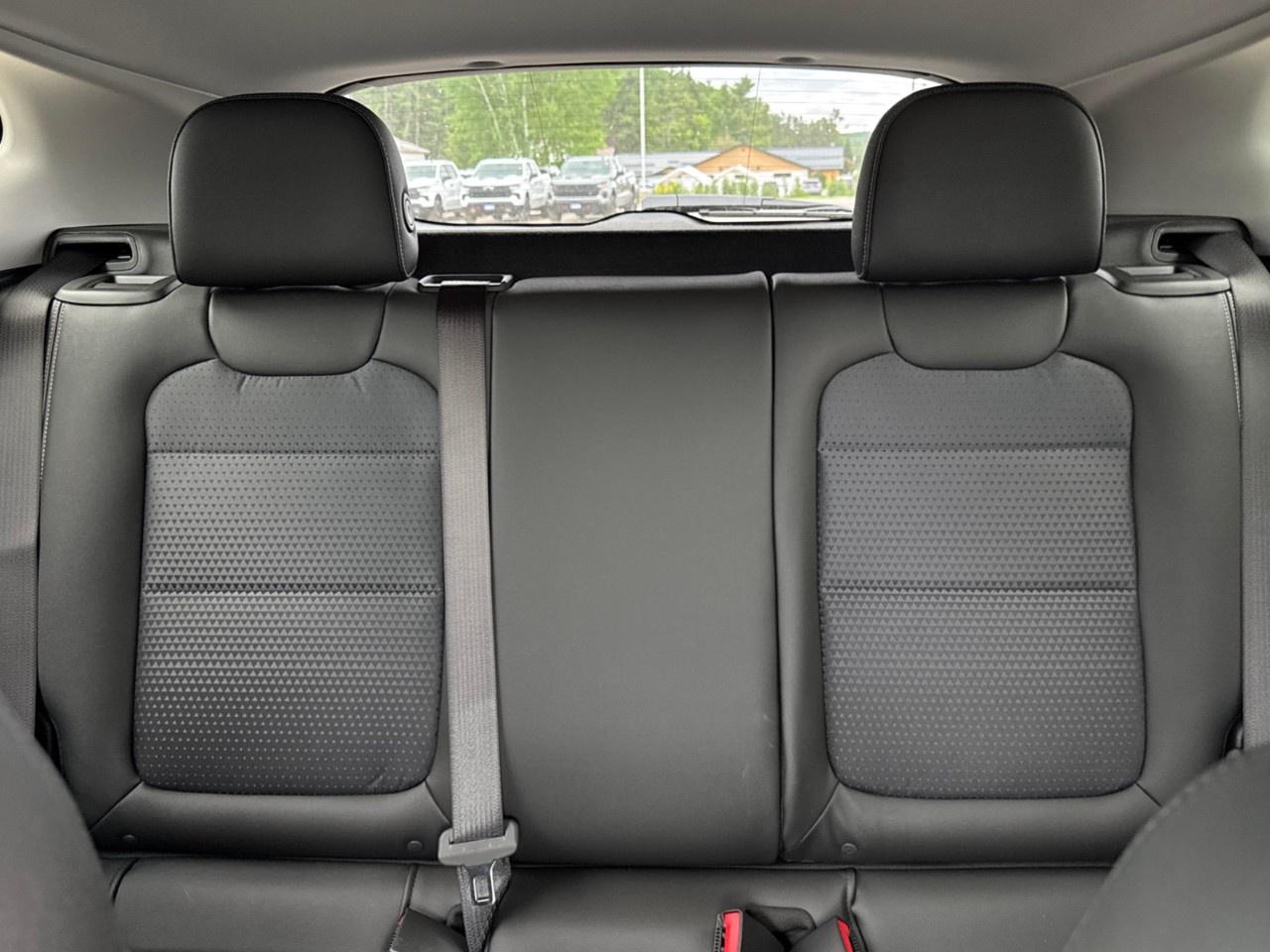 2026 Chevrolet Trax Fwd 4dr Lt Photo