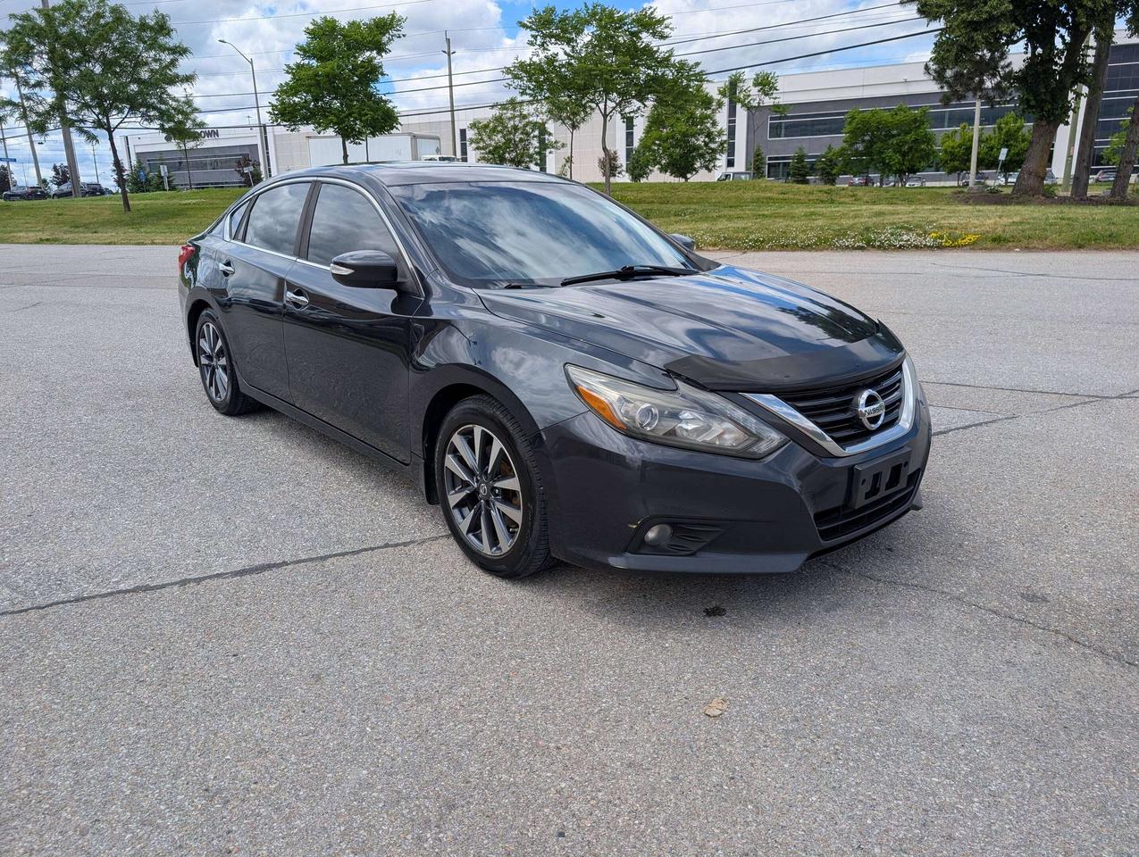 2016 Nissan Altima 2.5 SL Tech Leather Navigation Adaptive Cruise Photo