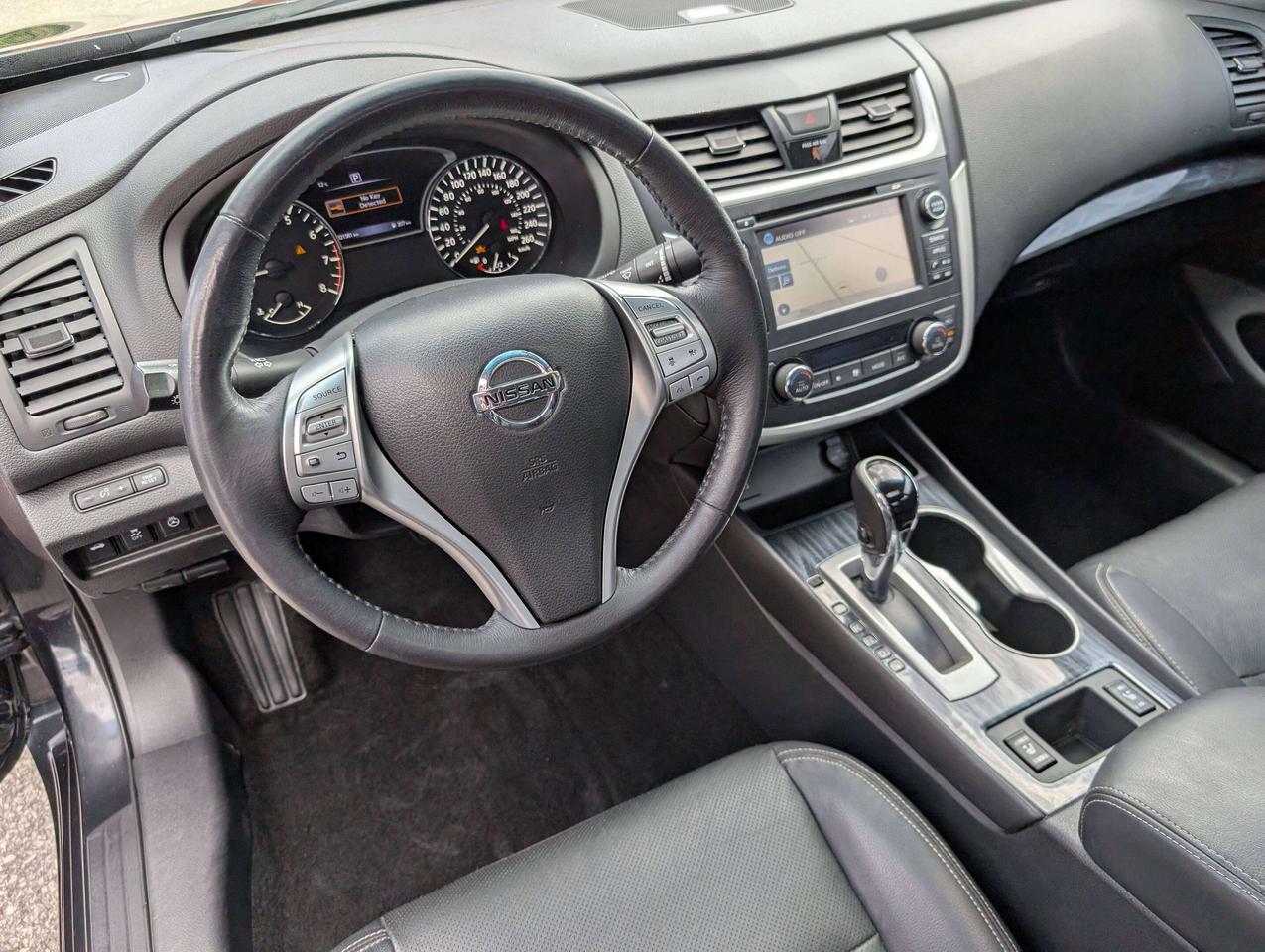 2016 Nissan Altima 2.5 SL Tech Leather Navigation Adaptive Cruise Photo
